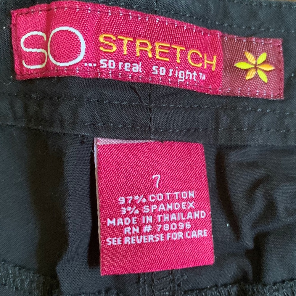 Lightweight black capris - Picture 6 of 6